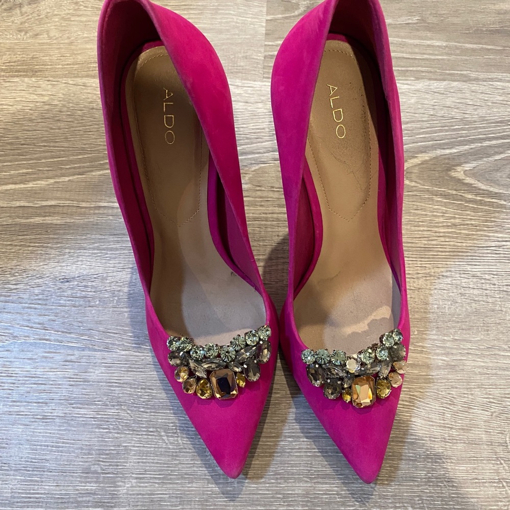 Aldo pink shoes